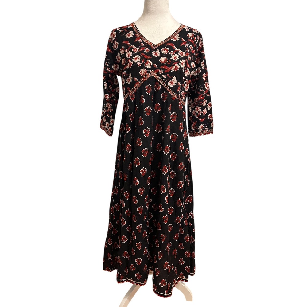 Gulmohar Jaipur Medium Kurta Cotton Calf Length Flared 3/4 Sleeve Printed VNeck‎